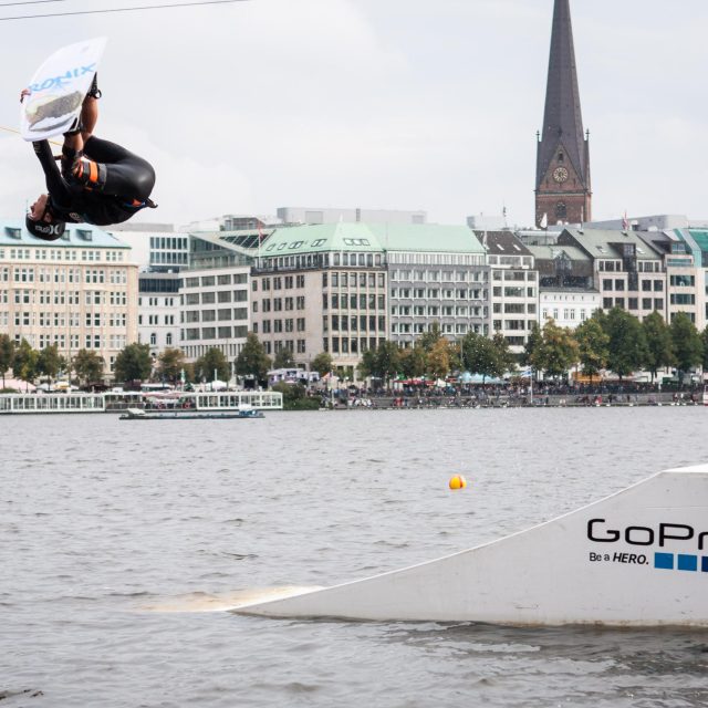Podestplätze für Timo Kapl (OÖ) und Astrid Schabransky (OÖ) beim Wake Masters Worldtour Event in Hamburg